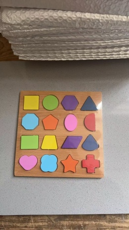 Układanka Drewniana Puzzle Montessori Kształty Kolory Dopasowywanie